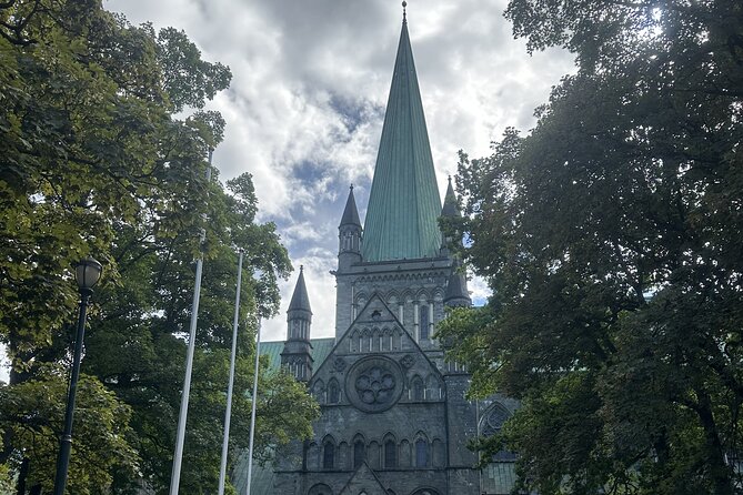 2 Hour City Walk through Trondheim - Starting at Rockheim, Then Getting Oriented Fast
