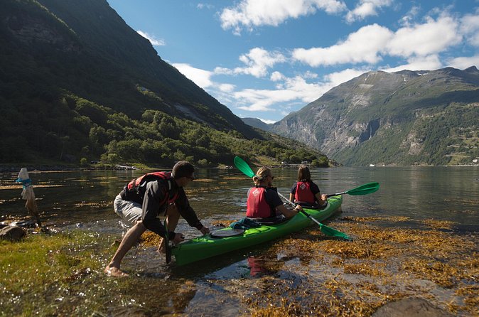 2-Hour Guided Kayak Experience in Geiranger - Your route in plain English: Geirangerfjorden to the Eagle Road area