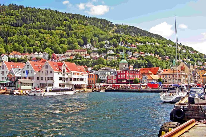 2 Hour Private Guided Walking Tour of Bergen - Musikkpaviljongen: start with music, culture, and city views