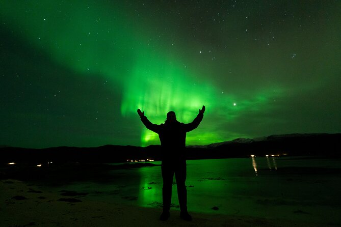 7 hours Tromsø Aurora Tour: Photos, snacks & warm drinks included - Key things I’d watch for on this Tromsø Aurora Tour