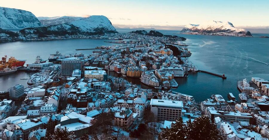 Ålesund: Ålesund and Surrounding Islands Audio Guide Tour - Key things that make this tour worth your time