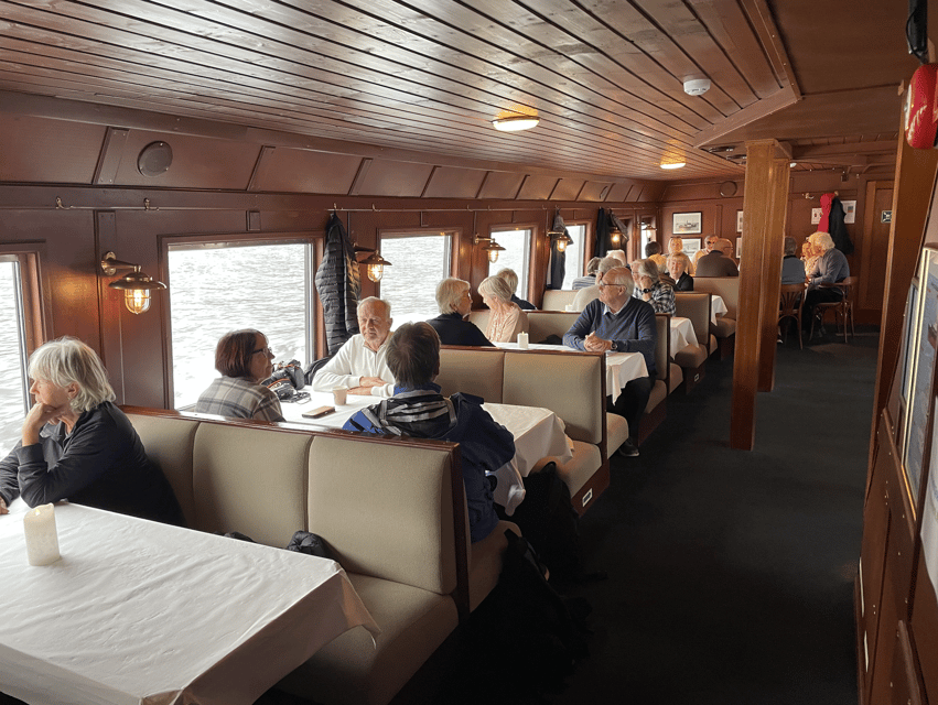 Ålesund: Archipelago Cruise - Ellingsøyfjorden: Where the Scenery Tightens