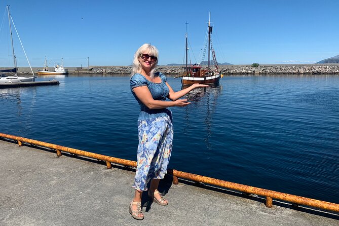 Alesund Private Excursion Viking<code>s islands – Key highlights at a glance’ /></p>
<ul>
<li><strong>Private group up to 5</strong>, so you can slow down for photos and stops</li>
<li><strong>Subsea tunnels</strong> connecting islands, which makes the route feel fast and special</li>
<li><strong>Giske Kirke marble church</strong> plus story time tied to the island setting</li>
<li><strong>Alnes lighthouse and old fisher village</strong>, with Atlantic Ocean views</li>
<li><strong>Mount Aksla summit photo stop</strong> for a classic Ålesund panorama</li>
<li><strong>Skodjebruene old arch bridges</strong>, a short walk and unbeatable fjord angles</li>
</ul>
<h2 id="a-private-half-day-route-that-makes-alesund-feel-bigger">A private half-day route that makes Ålesund feel bigger</h2>
<p><img width="669" height="446" decoding="async" src=
