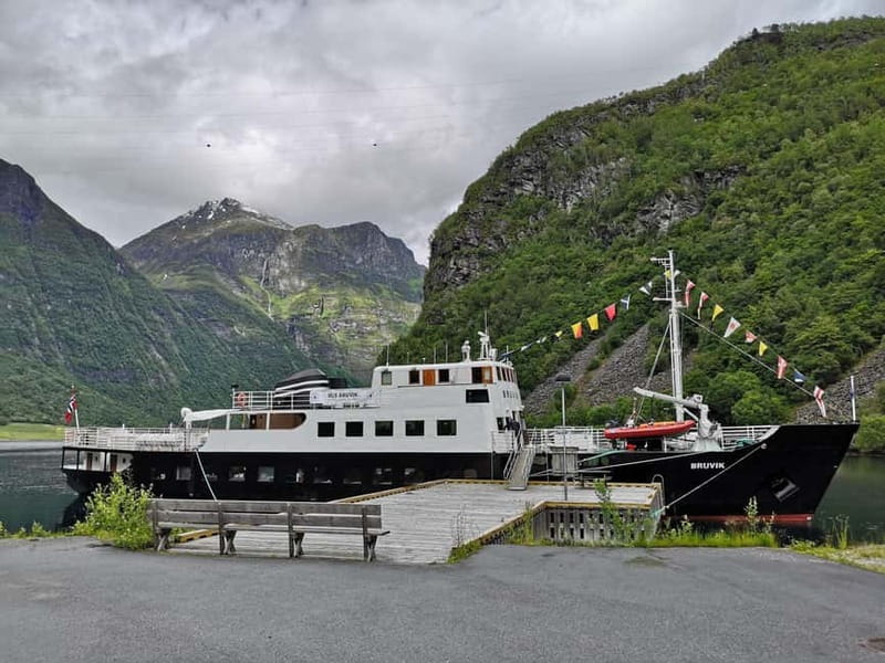 Ålesund Sightseeing Cruise - Why Cruise Ålesund from the Deck of MS Bruvik