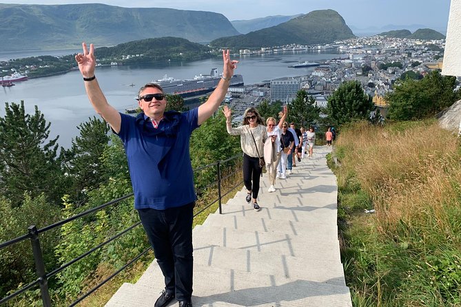 Amazing city walk in Ålesund - Stop 4: Kongens gate, finishing strong at the city’s pulse