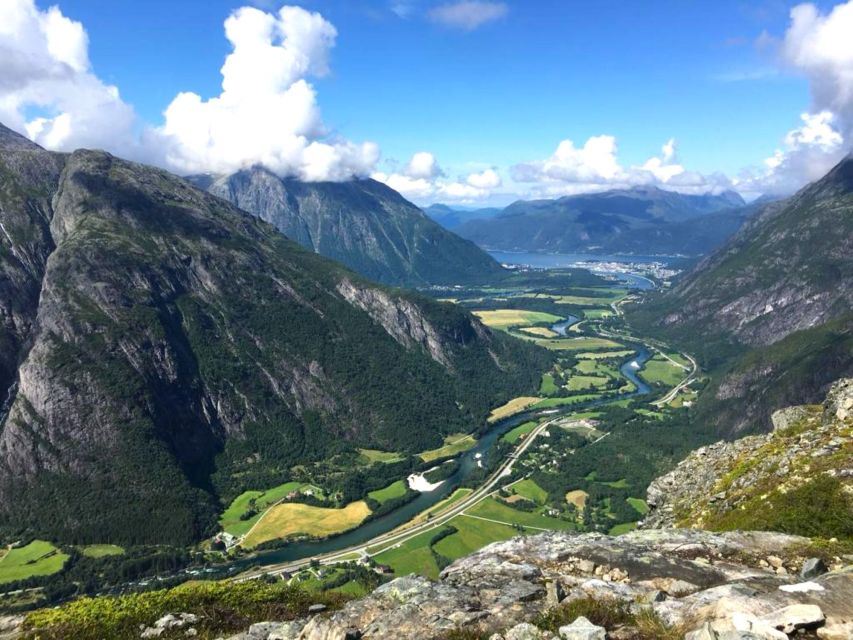 Åndalsnes - Panoramatour Trollstigen & Troll Wand - Why Trollstigen and Trollveggen fit together so well