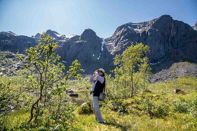 Arctic Landscapes Hiking, Sightseeing & Snowshoeing Private Tour - The photographer angle: you do less guessing about photos