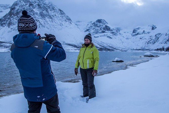 Arctic Nature Tour from Tromsø by minibus - Nordic food breaks: pastries and hot drinks that feel like a pause, not a chore