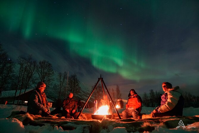 Aurora Safari Chase by big bus, free Photos, toilet onboard - Aurora Safari Chase in Tromsø: what you are really buying
