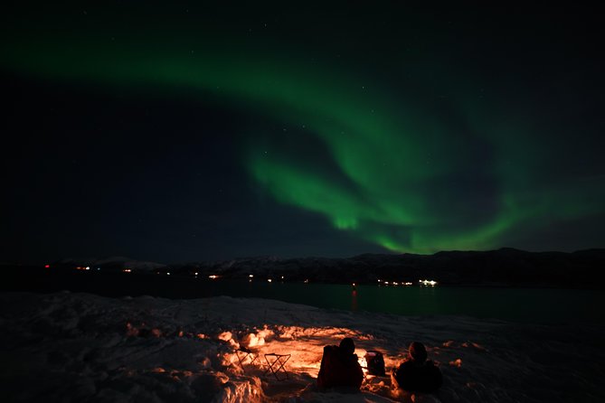 Aurora tour with free portrait and bonfire - Timing, Vehicles, and Group Size Comfort