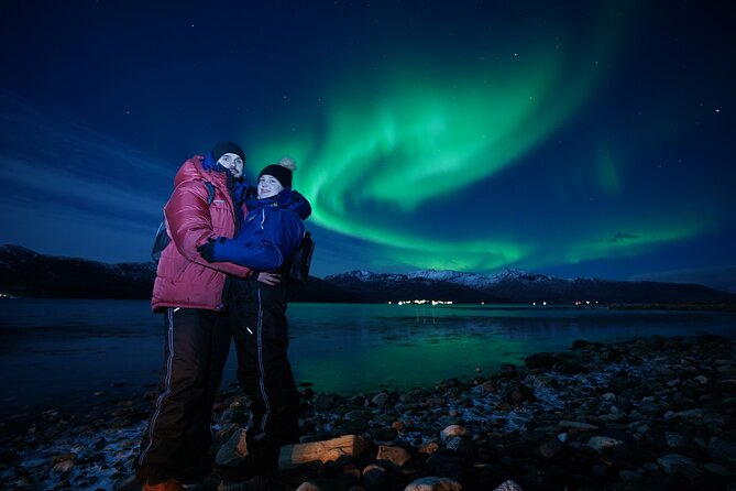 Aurora tour with free portrait and bonfire - Staying Warm: Thermal Suits, Hot Drinks, and Bonfire Treats