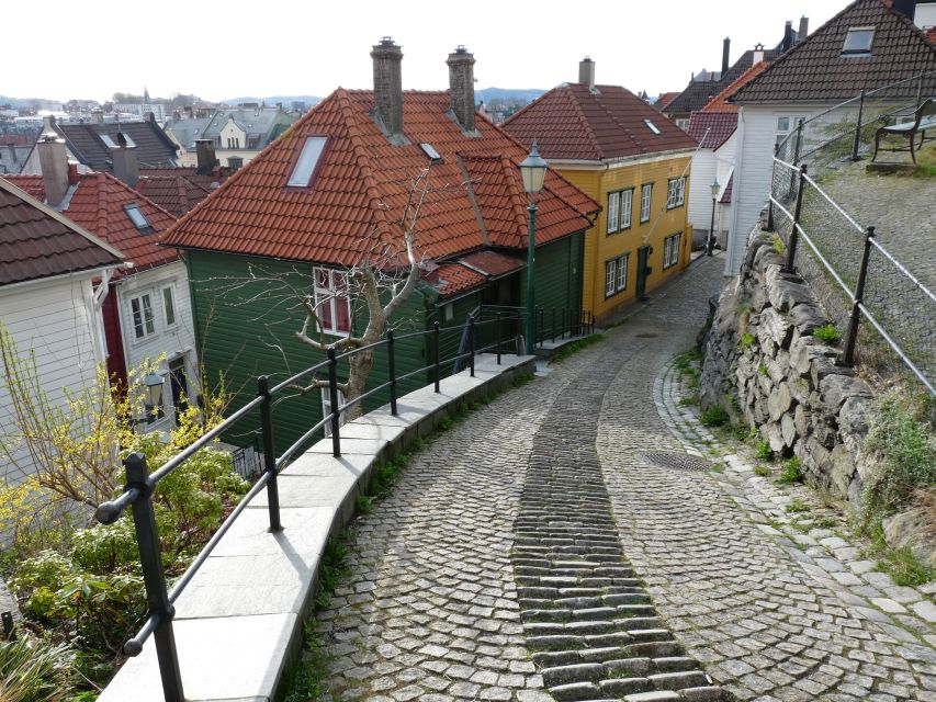 Bergen: City Tour on Foot - Why two hours on foot works so well in Bergen