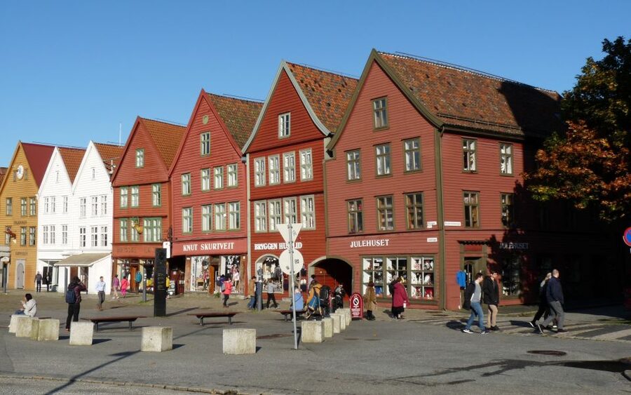 Bergen: City Tour on Foot - Price and value: what $30 buys you in Bergen