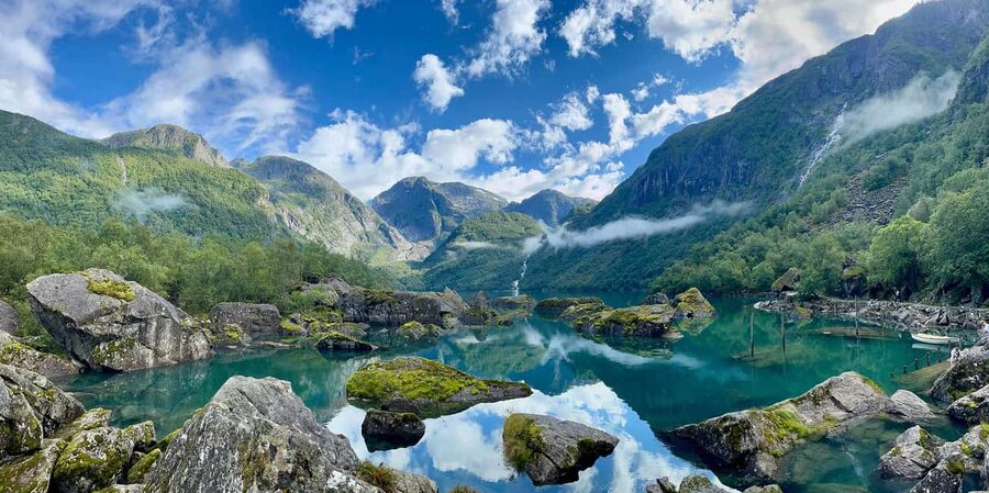 Bergen: Easy Hike to Bondhus Glacier Lake & Rosendal Visit - The Rosendal stop: lunch with local flavor and a breather that actually helps