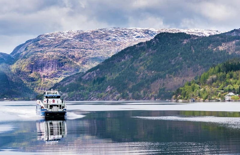 Bergen: Flam Railway, Viking Village Tour with Fjord Cruise - Why the Flåm Railway Feels Like the Main Event