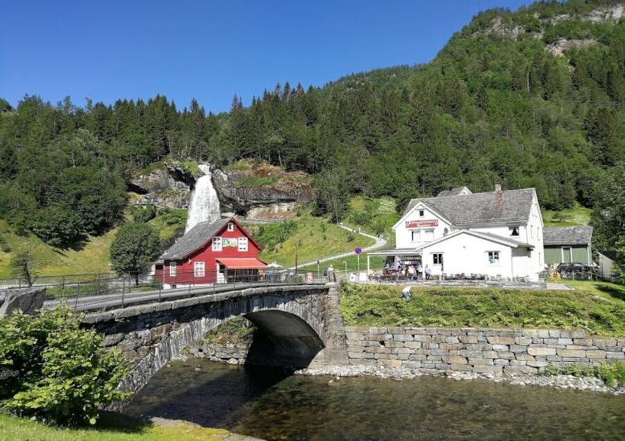 Bergen: Hardangerfjord, Voss Gondola & 3 Great Waterfalls - Passing Hardanger Bridge: seeing the region connect