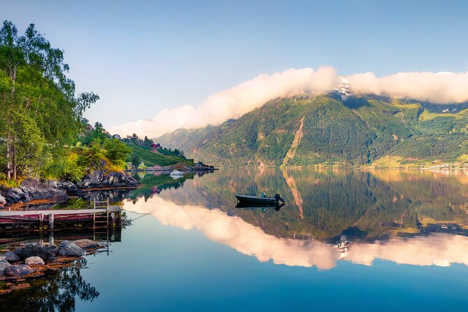 Bergen: Hardangerfjord, Waterfalls, Culture & Apple pie - Key Highlights Worth Knowing