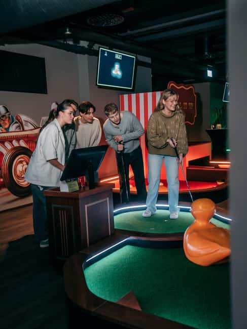 Bergen: High-Tech Minigolf in Top Bergen Activity Bar! - Why This High-Tech Minigolf Feels Like More Than a Side Activity