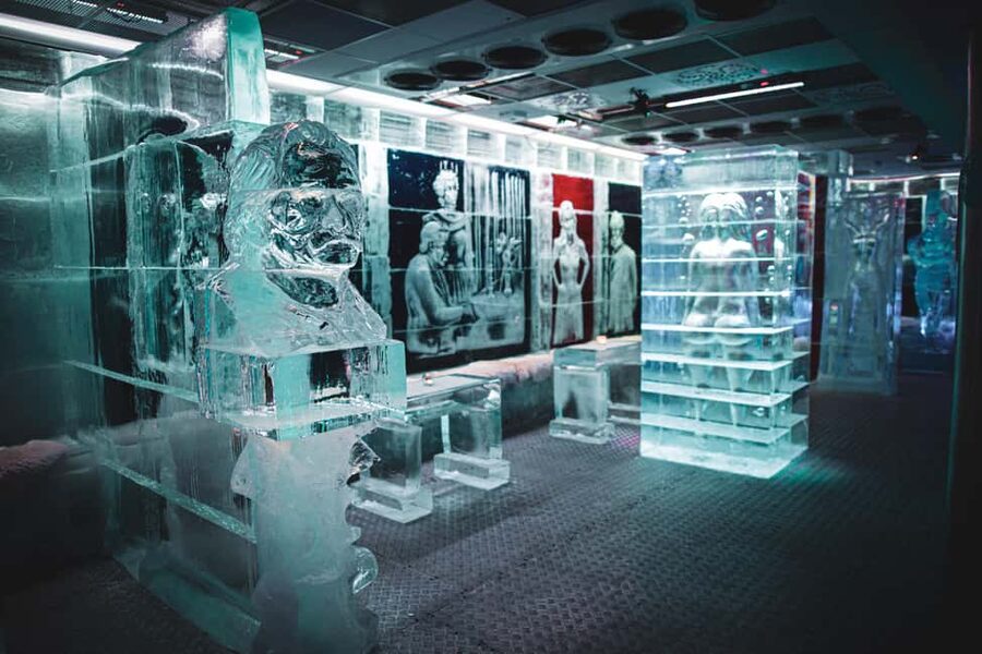 Bergen: Magic Ice Bar Entry Ticket with Welcome Drink - Magic Ice Bergen: stepping into a sub-zero art gallery
