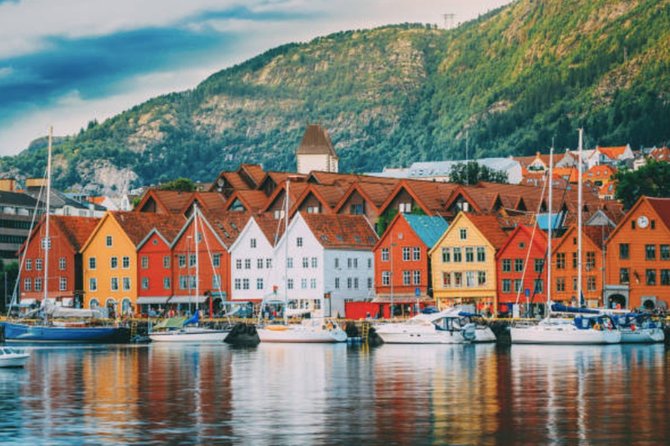 Bergen: Mostraumen Fjord Cruise - Warm comfort, deck views, and what to wear