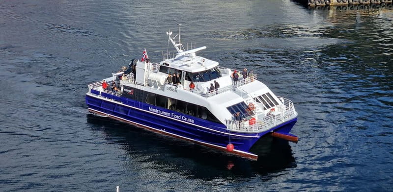 Bergen: Mostraumen Fjord Cruise - with Local Tour Guides - Why the Mostraumen fjord feels different from big-boat cruises