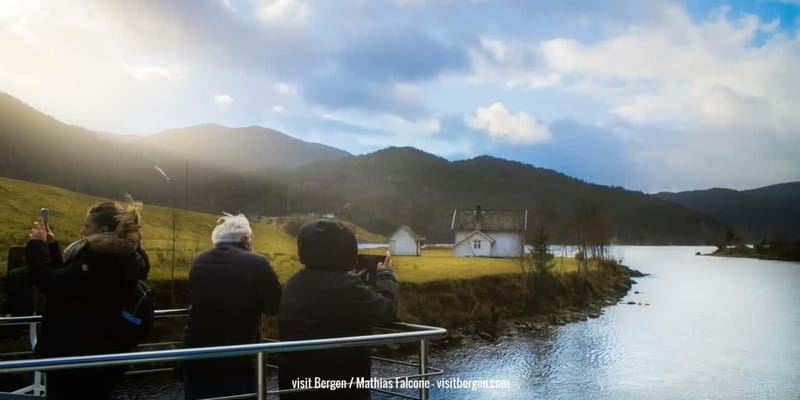Bergen: Mostraumen Fjord Cruise - with Local Tour Guides - Through Cityfjord, Salhusfjord, and Osterfjord: the scenery changes with each turn