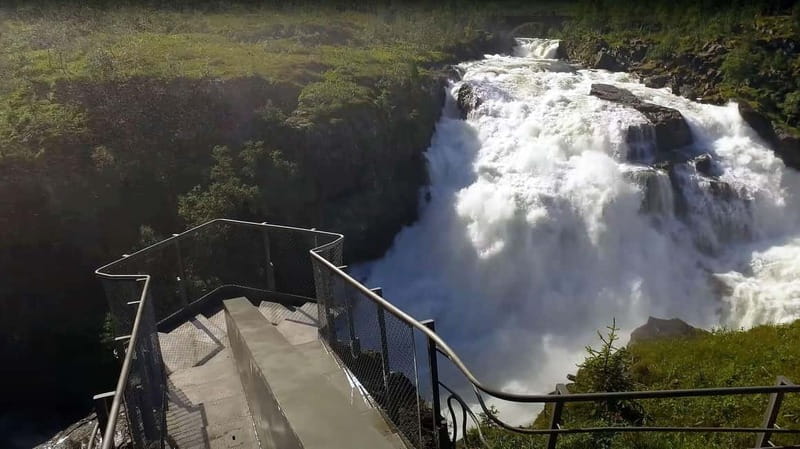 Bergen: Power of Vøringsfossen – our Most Iconic Waterfall - Quick Stops That Set the Mood: Fossen bratte and Kvamskogen