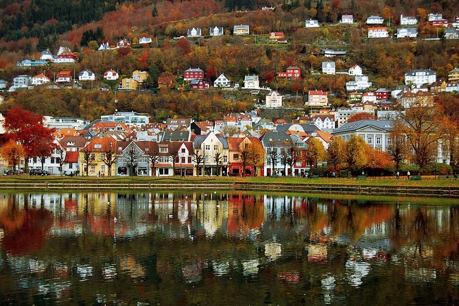 Bergen: Private Walking Tour with a Local - Key things that make this Bergen walk work