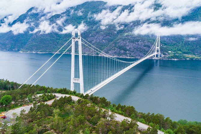 Bergen : Private Waterfalls and Wonders Tour in Norway - Skjervsfossen Twin Falls: Short Walk, Big Payoff