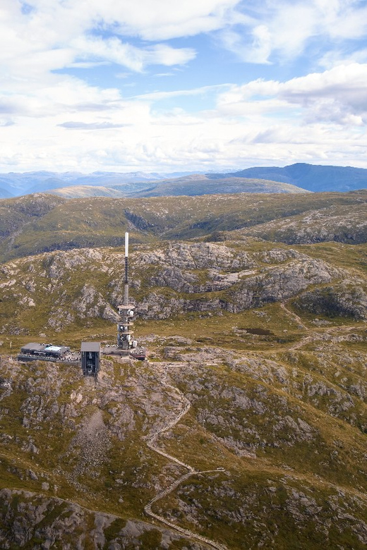 Bergen: Round-Trip Ulriken Cable Car Ticket - Getting There Without Making It Hard: Bus, Light Rail, and Cruise Timing