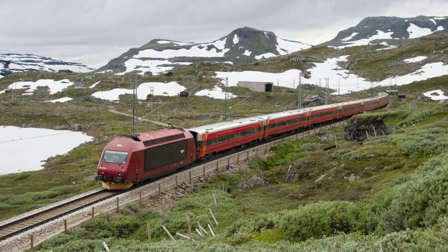 Bergen: Viking Village, Nærøyfjord Cruise & Flåm Railway - Flåm Railway and Kjosfossen: why this train earns its fame