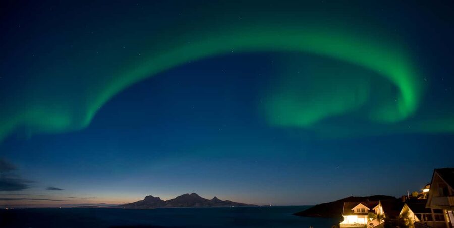 Bodø: Northern Lights safari - Included comfort: hot drinks that actually help