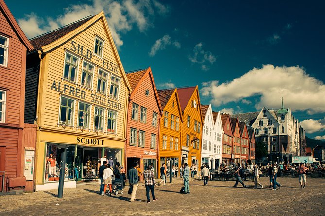 City Walking Tour - Bergen On Foot - Key highlights to look for