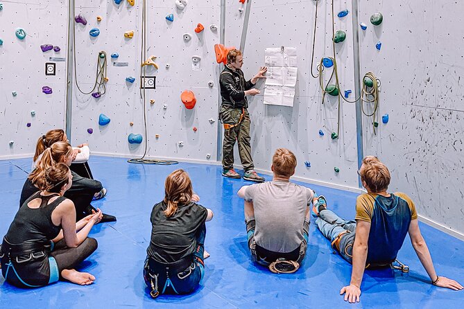 Climbing in Mørkvedhallen Klatresenter - Price and value: getting harness, shoes, and real safety coaching