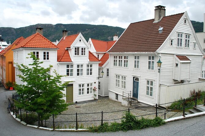 Essential Bergen: 2-Hour Private Guided Walking Tour - Key highlights worth your attention