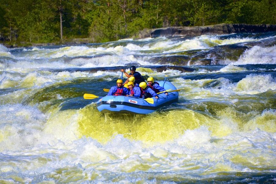 Evje: White Water Rafting Trip on Norway's Warmest Rivers - Check-in, safety briefing, and getting your commands straight