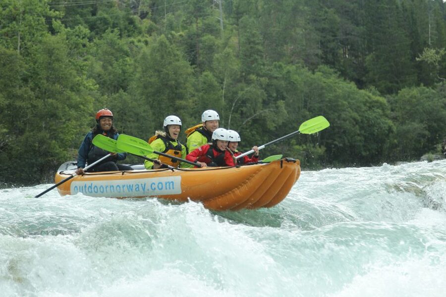Family Rafting - Voss - Grade 1 and 2 Rapids: Fun Skills Without Hardcore Stress