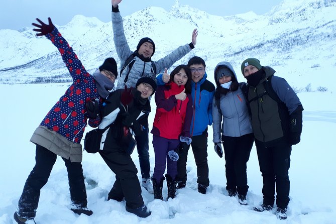 Fjord, Mountain and Wildlife Tour - Guide style, photo help, and the difference small groups make