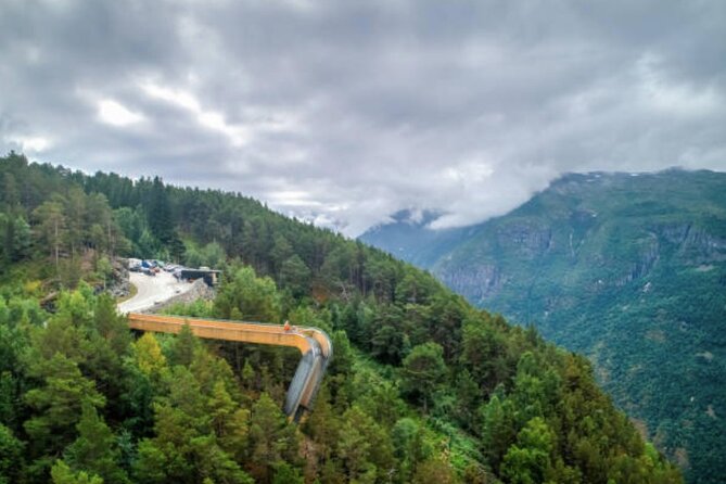 Flam: The Spectacular Stegastein Viewpoint Tour (Small Group) - Stegastein time: what to do once you arrive
