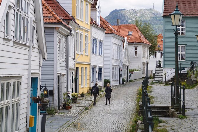 Flåm Tour: Borgund Stave Church, Lærdal & Stegastein - Timing, finding the bus, and the logistics that can make or break it
