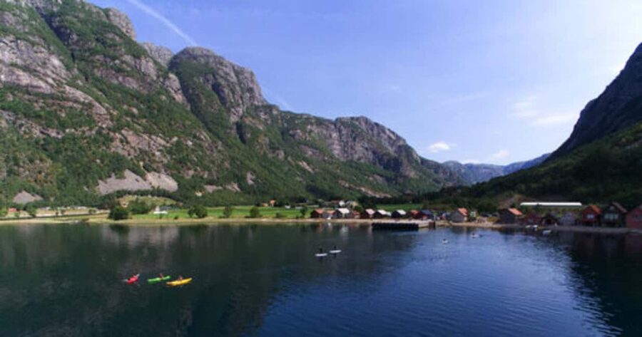 Frafjord Paddling & Månafossen Waterfall Hike Stavanger - Equipment and comfort: what the guide setup really buys you