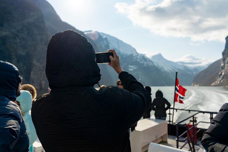From Ålesund: Winter Fjord Cruise to Geirangerfjord - Norwegian Fjord Centre: Interactive Exhibits and the Café Break