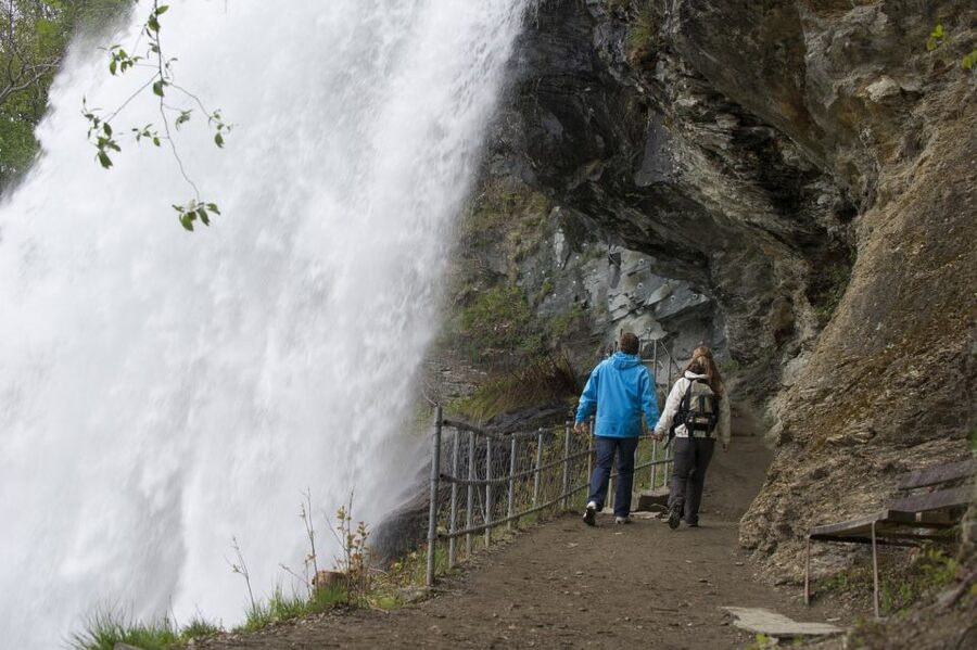 From Bergen: Private Trip to Hardangerfjord - Hardangerfjord in One Day, Starting From Bergen