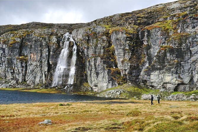 From Flåm, Guided Tour: Stegastein, Borgund Stave Church & More - Aurlandsfjellet Snowy Road: Waterfall, Lake, and Quick Weather Lessons