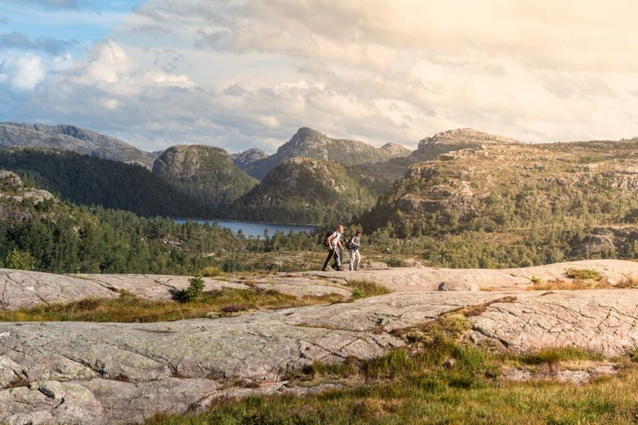 From Stavanger: Pulpit Rock Guided Hike with Pickup - Jørpeland and the Return Drive Through the Tunnel