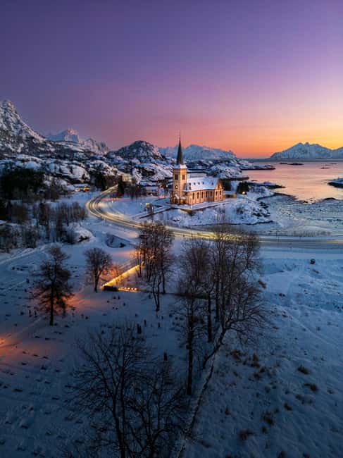 From Svolvær: Half Day Lofoten History and Photo Tour - Starting at Svinøya Rorbuer: where the sea writes the schedule