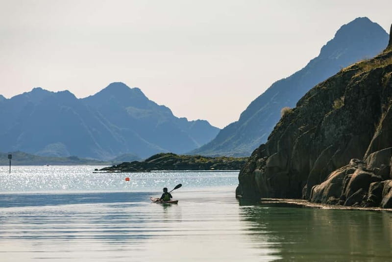 From Svolvær: Lofoten Guided Kayak Experience - Getting on the Water: Sjømannsgata 5 to Lofoten Views