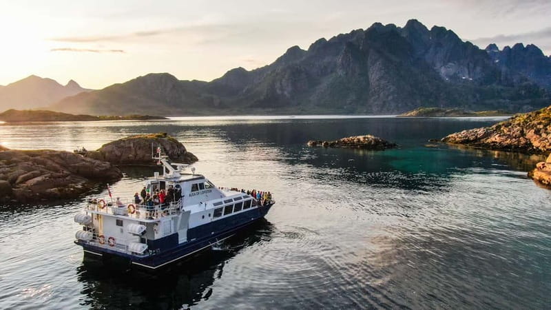 From Svolvær: Lofoten Trollfjord Cruise & Sea Eagle Safari - The Trollfjord cruise part: where the views do the talking
