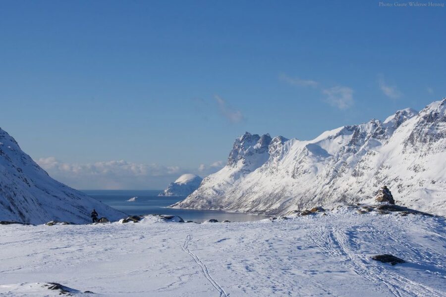 From Tromsø: Daytime Snowshoe Experience with stunning views - Gear Up Properly: Snowshoes, Poles, and the Cold-Weather Checks