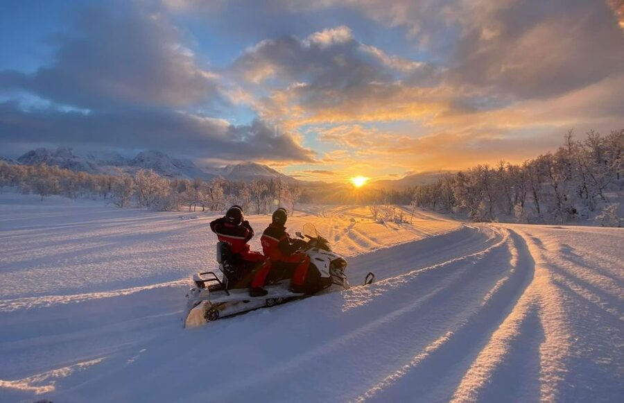 From Tromso: Eco Luxury Snowmobile Adventure to Lyngen Alps - Tromsø morning logistics that really matter (Prostneset timing)